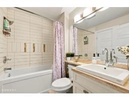207 20058 Fraser Highway, Langley, BC V3A0E5 Photo 16