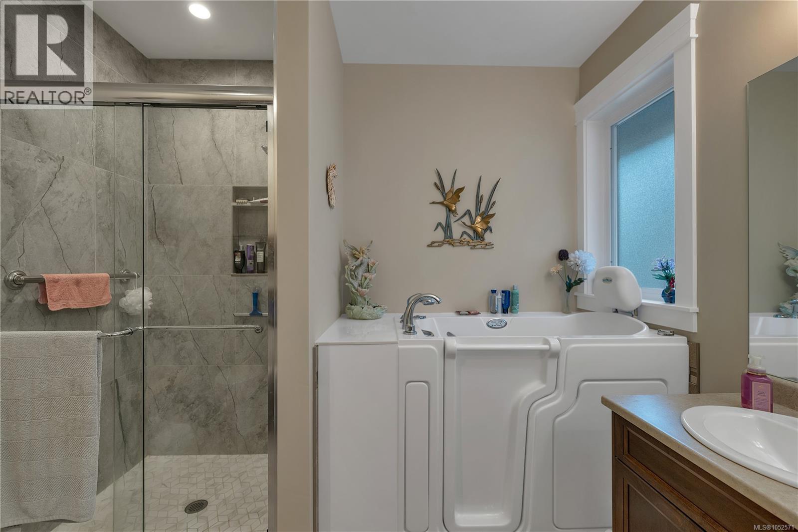 17 2991 North Beach Dr, Campbell River - Image 1