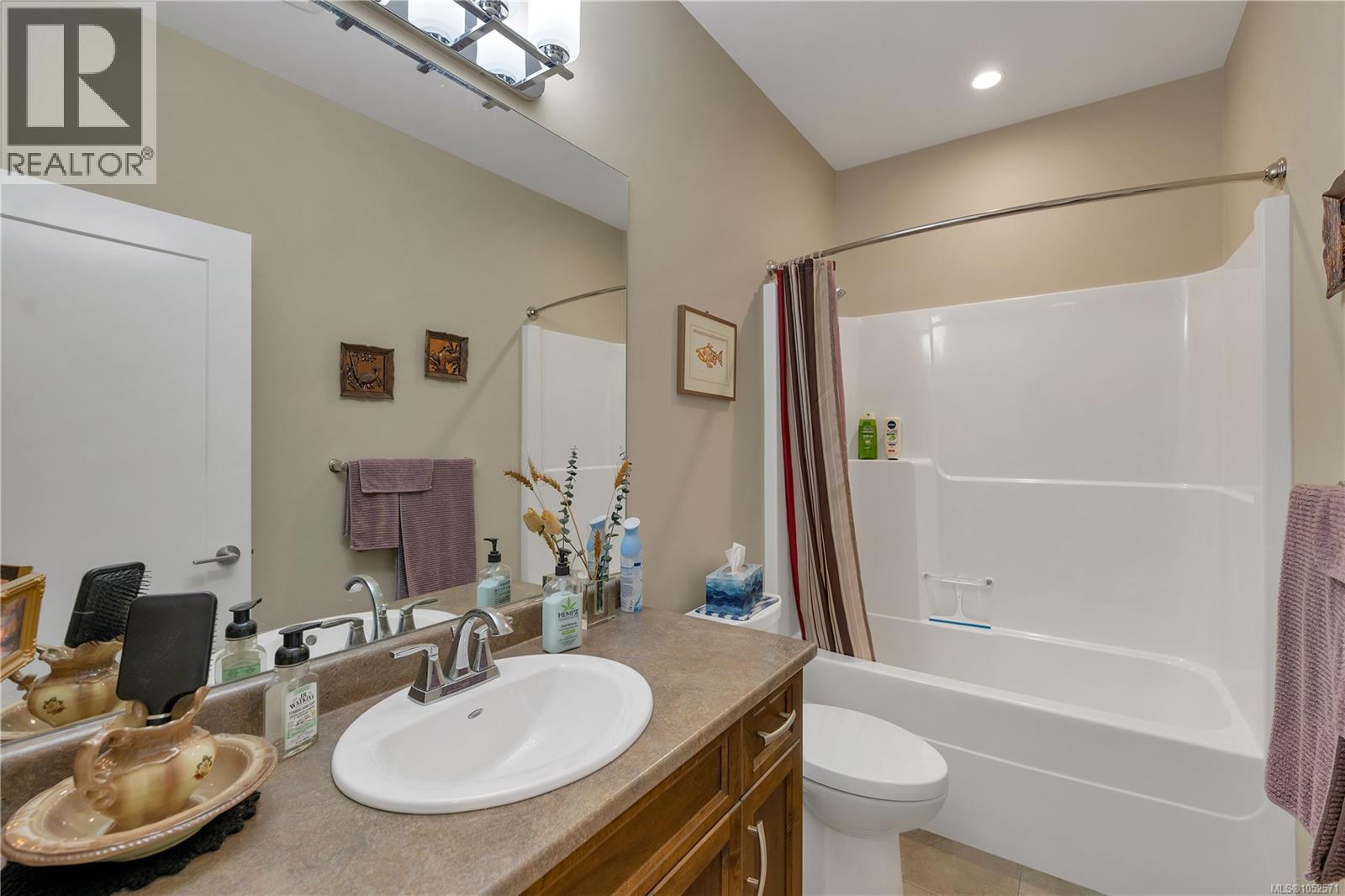 17 2991 North Beach Dr, Campbell River - Image 1