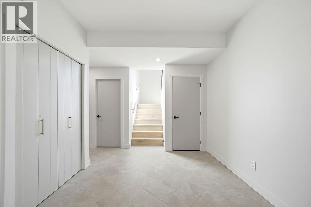 1080 9 Avenue NE Unit# 2, Salmon Arm - Image 1