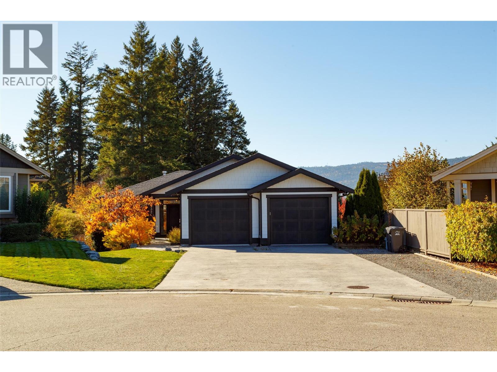 3932 Hornby Terrace, Armstrong - Image 1
