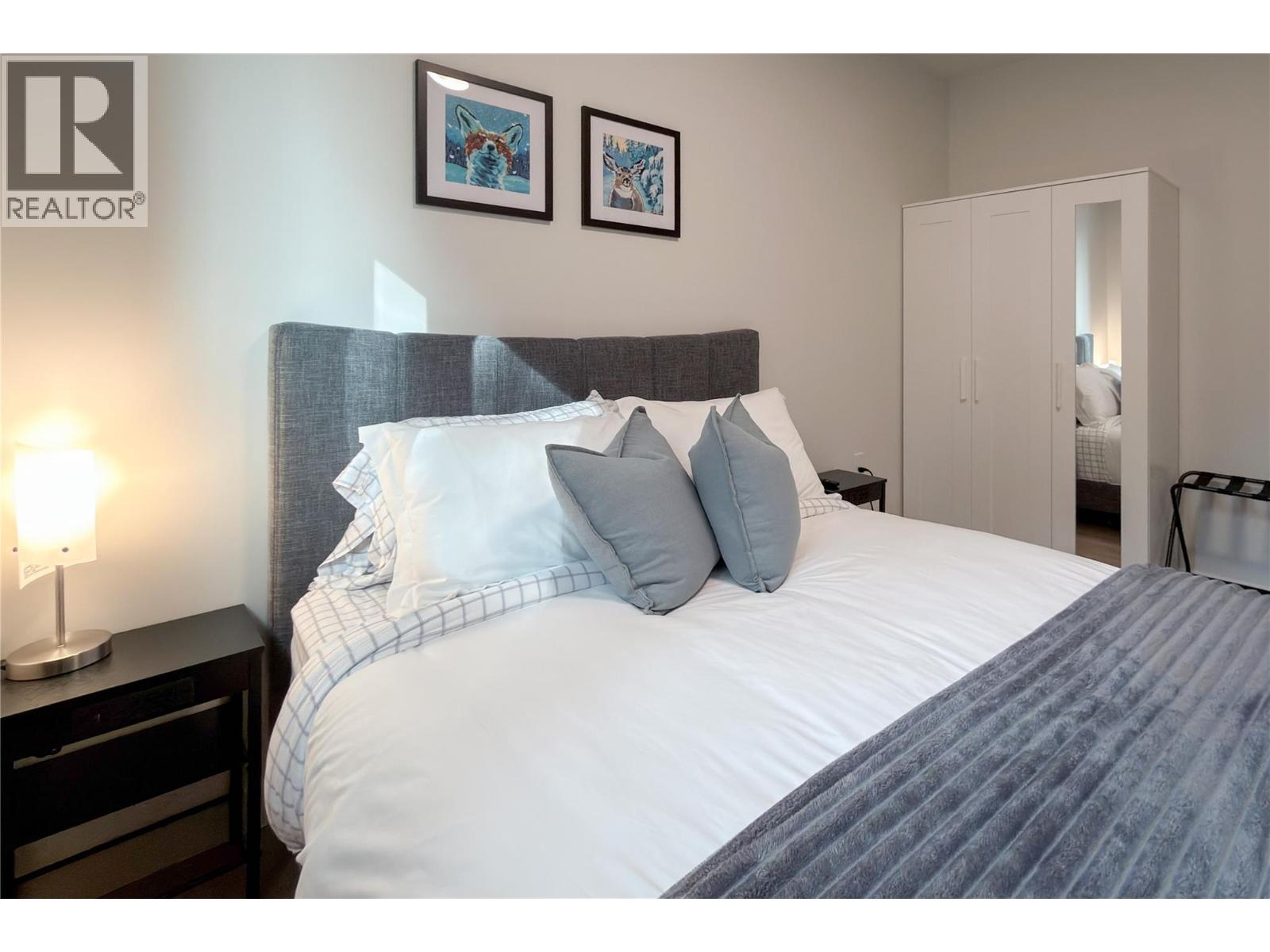 1545 Quartz Crescent - 31