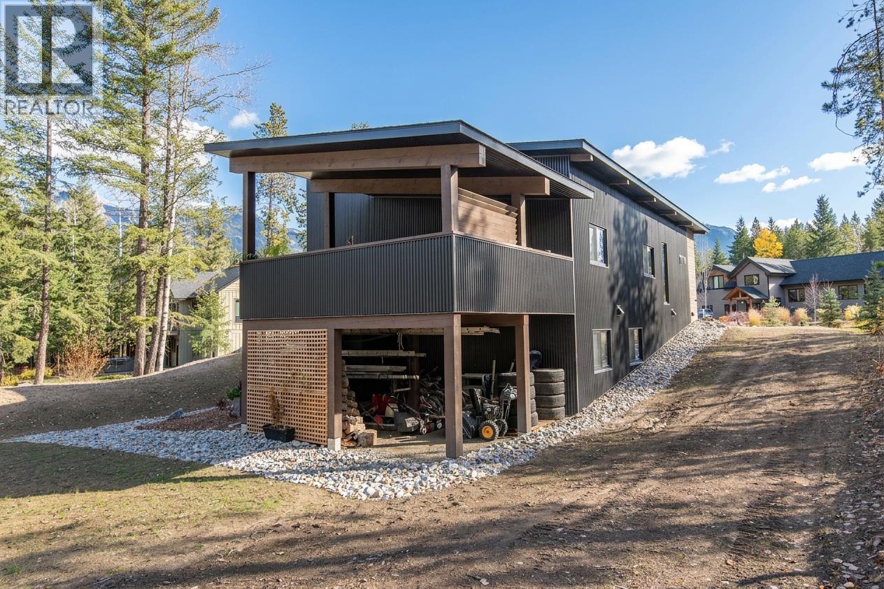 1545 Quartz Crescent - 39
