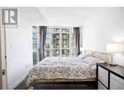 727 - 21 Iceboat Terrace, Toronto, ON M5V4A9 Photo 16