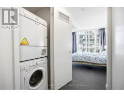 727 - 21 Iceboat Terrace, Toronto, ON M5V4A9 Photo 20