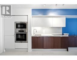 727 - 21 Iceboat Terrace, Toronto, ON M5V4A9 Photo 8