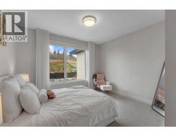 148 Crestridge Terrace Sw, Calgary, AB T3B6K5 Photo 35