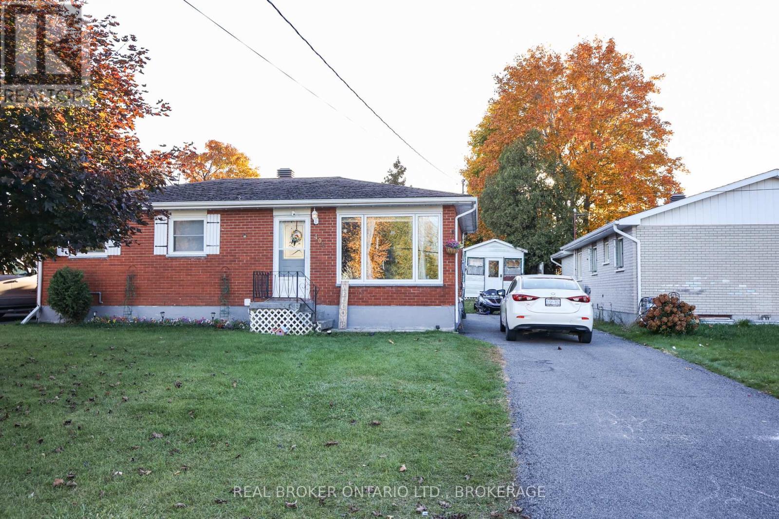 406 DOMINION STREET S, North Glengarry — photo 2