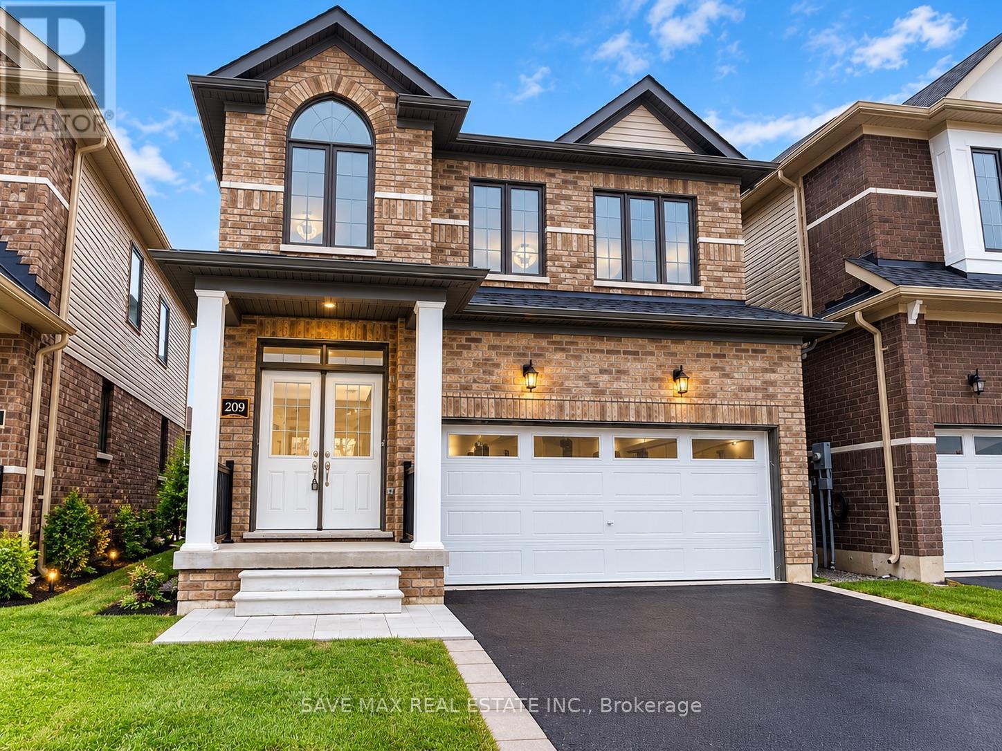 209 TERRY FOX DRIVE, Barrie
