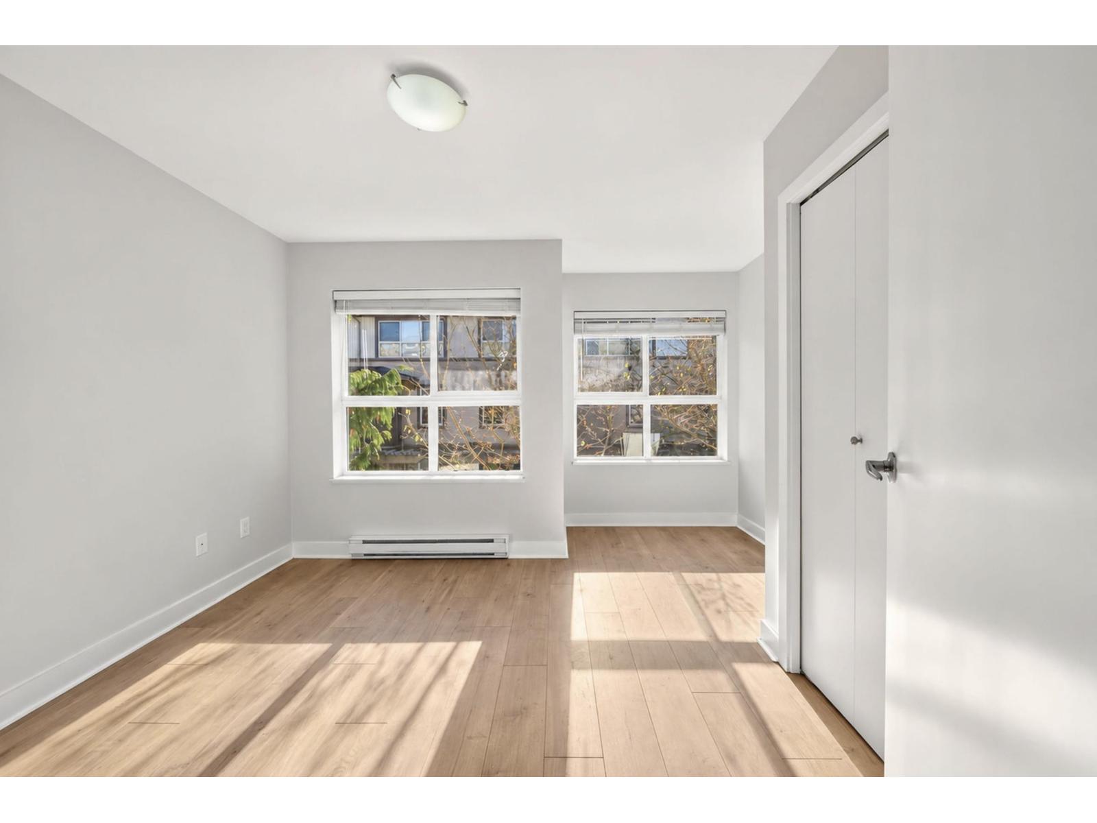 39 15353 100 AVENUE, Surrey - Image 1