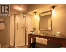 232/234 1999 Country Club Way, Langford, BC V9B6R3 Photo 11