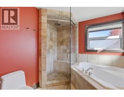 1960 Kechika Street, Kamloops, BC V2E2T5 Photo 39