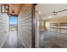 1960 Kechika Street, Kamloops, BC V2E2T5 Photo 55