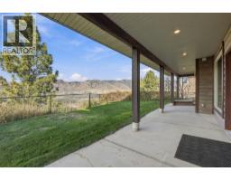 1960 Kechika Street, Kamloops, BC V2E2T5 Photo 57