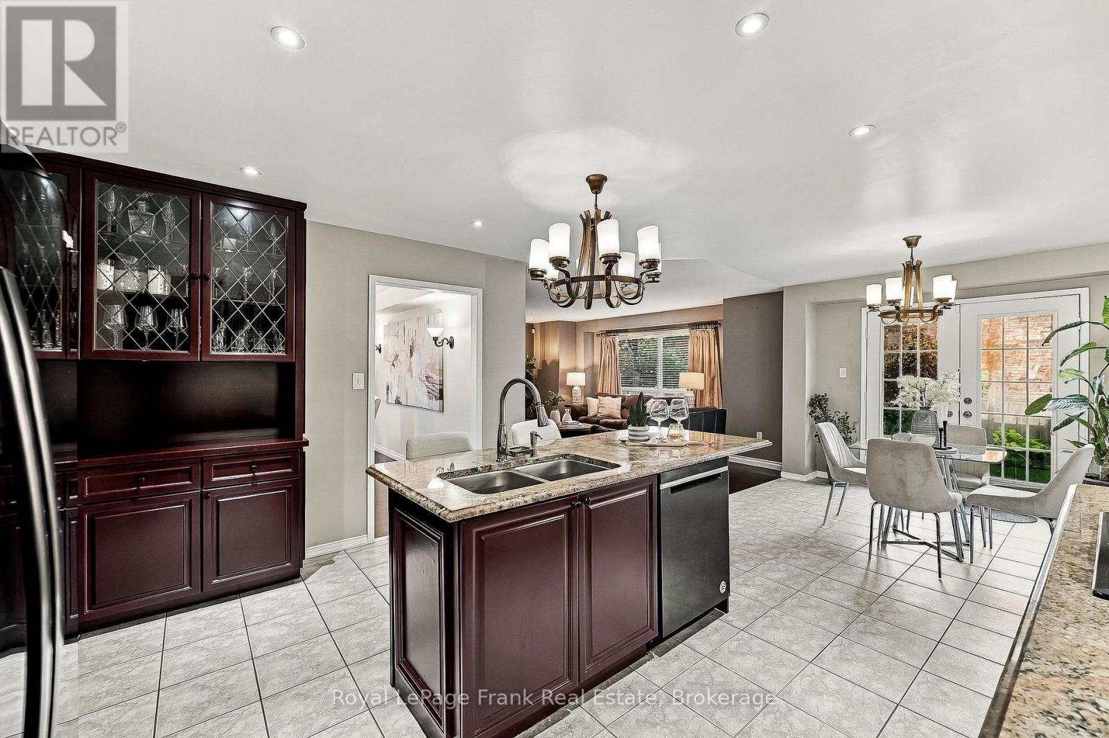 92 Warwick Avenue, Ajax, ON photo 16