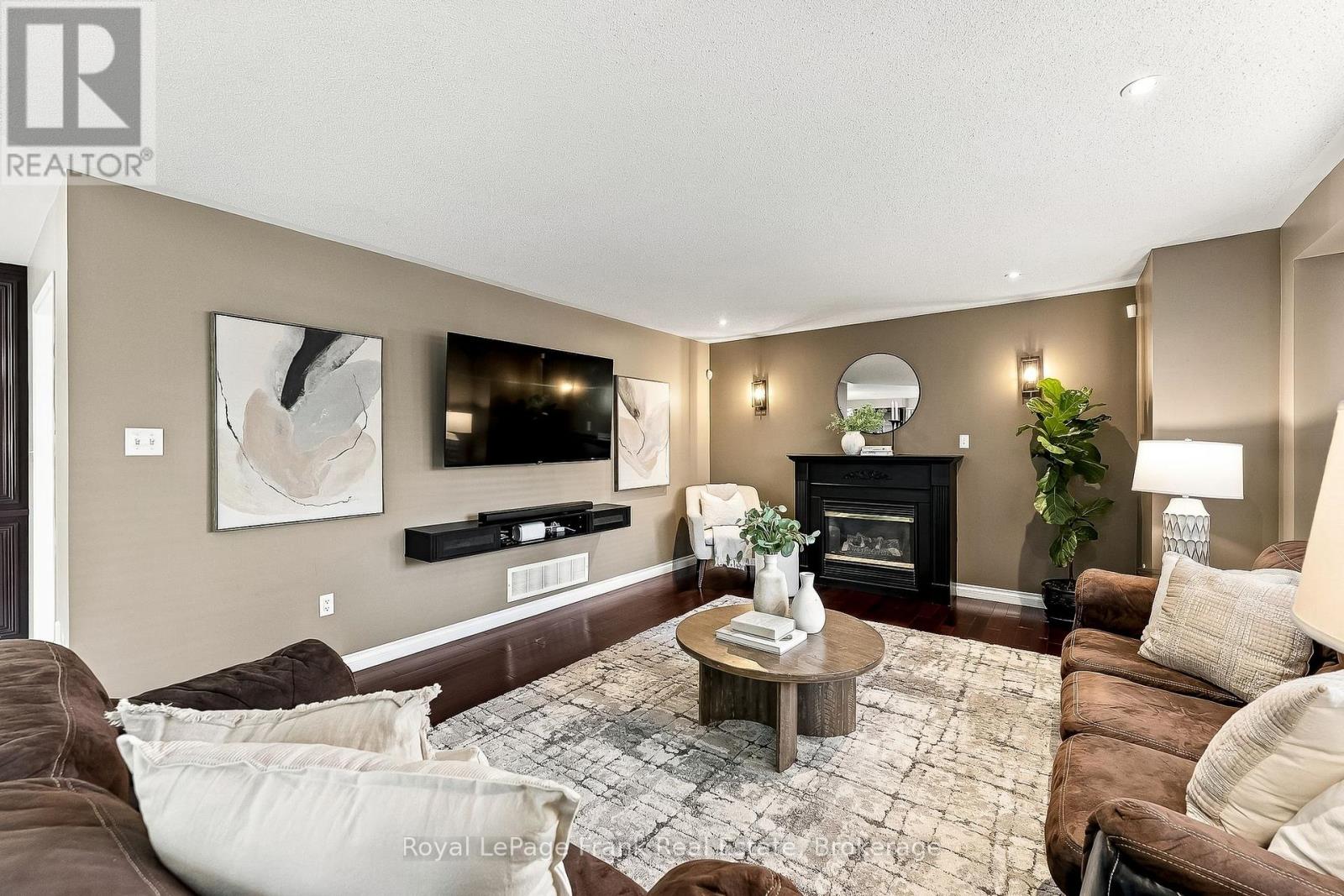 92 Warwick Avenue, Ajax, ON photo 21