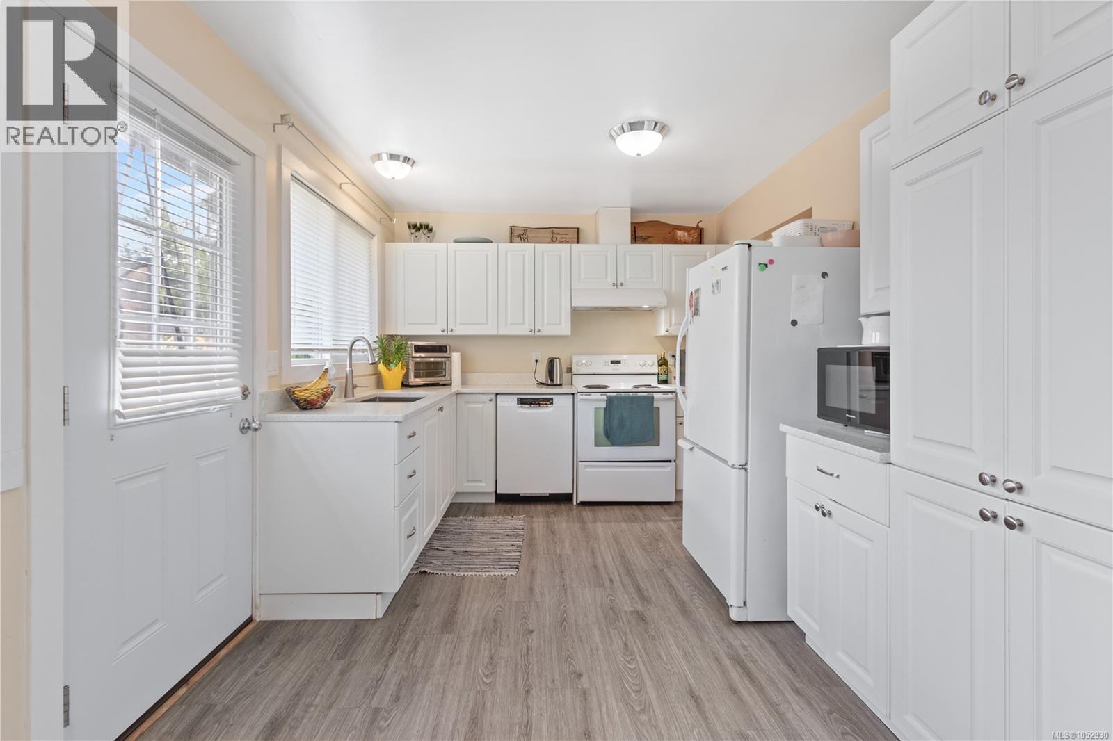3735 Cottleview Dr, Nanaimo - Image 1