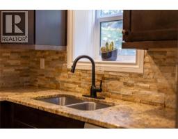 2pc Bathroom - 407 Hamilton Avenue Unit# A, Nelson, BC V1L3G1 Photo 8
