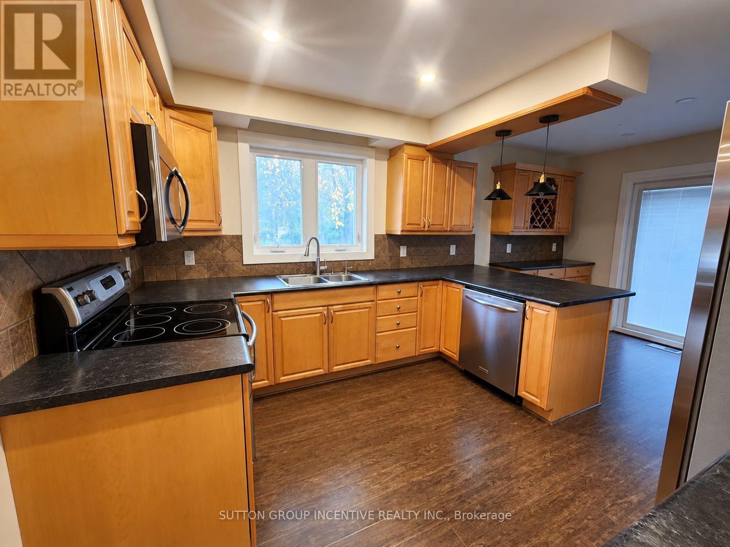 1926 INNISFIL BEACH Road, Innisfil photo 6