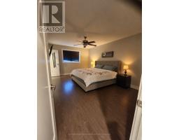 Family room - 1926 Innisfil Beach Road, Innisfil, ON L9S4B9 Photo 10