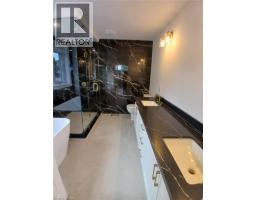 Eat in kitchen - 143 Margaret Avenue, Stoney Creek, ON L8G3G7 Photo 9