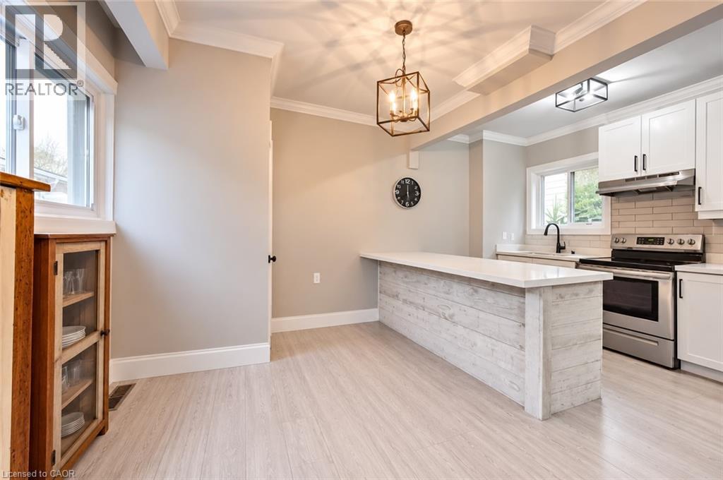 218 CATHARINE Street N, Hamilton — photo 10