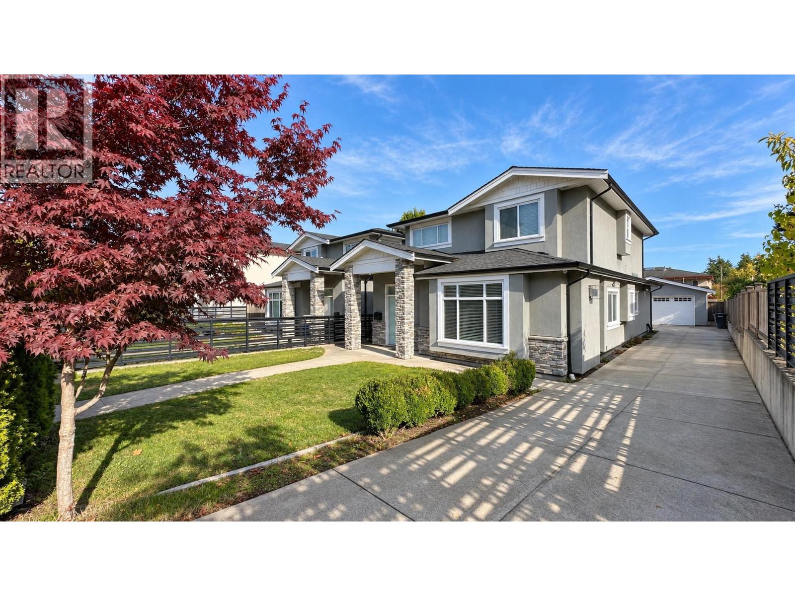 6272 ROYAL OAK Avenue, Burnaby