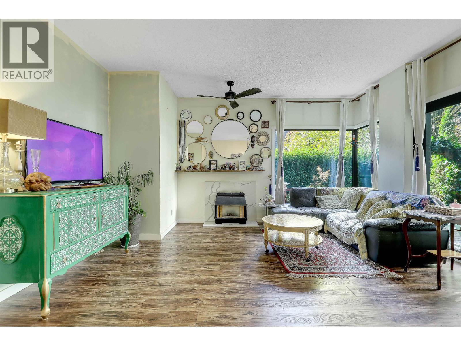 104 420 CARNARVON STREET, New Westminster - Image 1