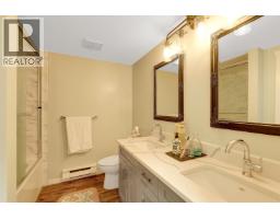 104 420 Carnarvon Street, New Westminster, BC V3L5P1 Photo 21