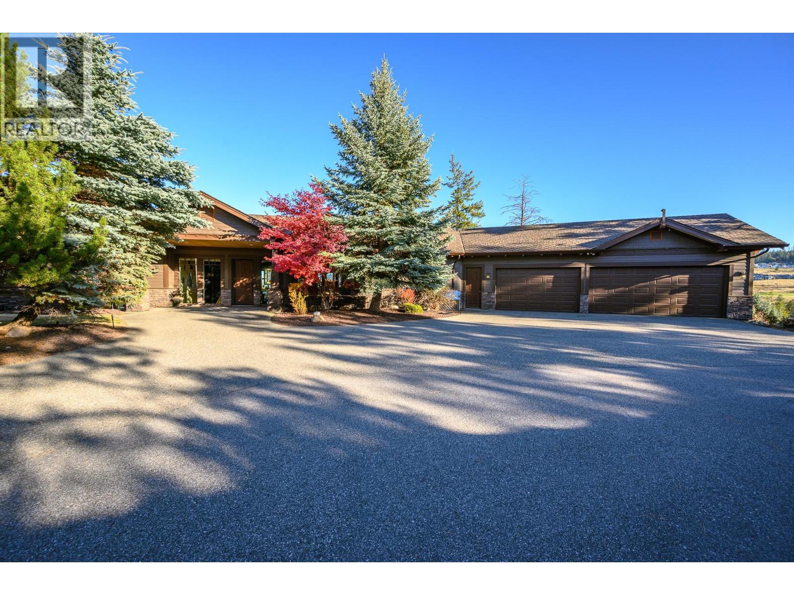 532 Falcon Point Way, Vernon