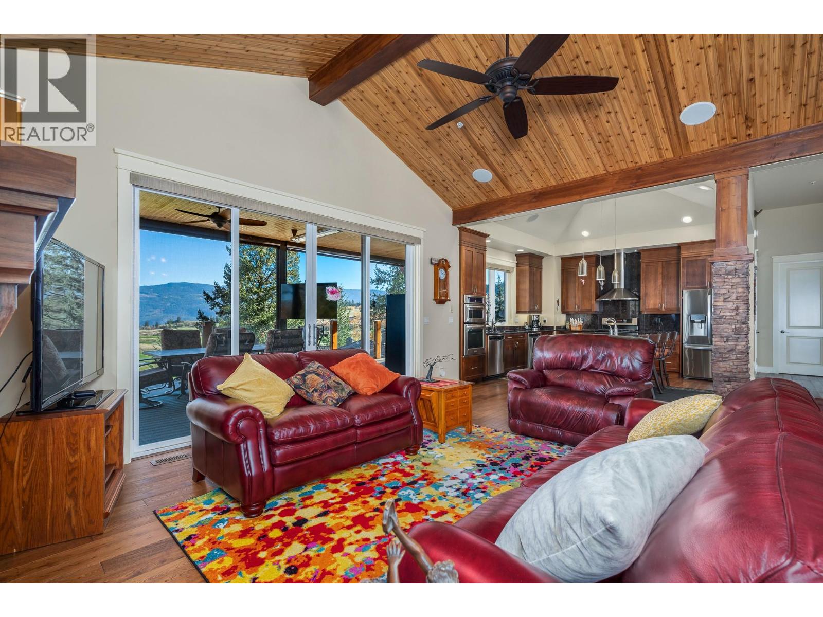 532 Falcon Point Way, Vernon