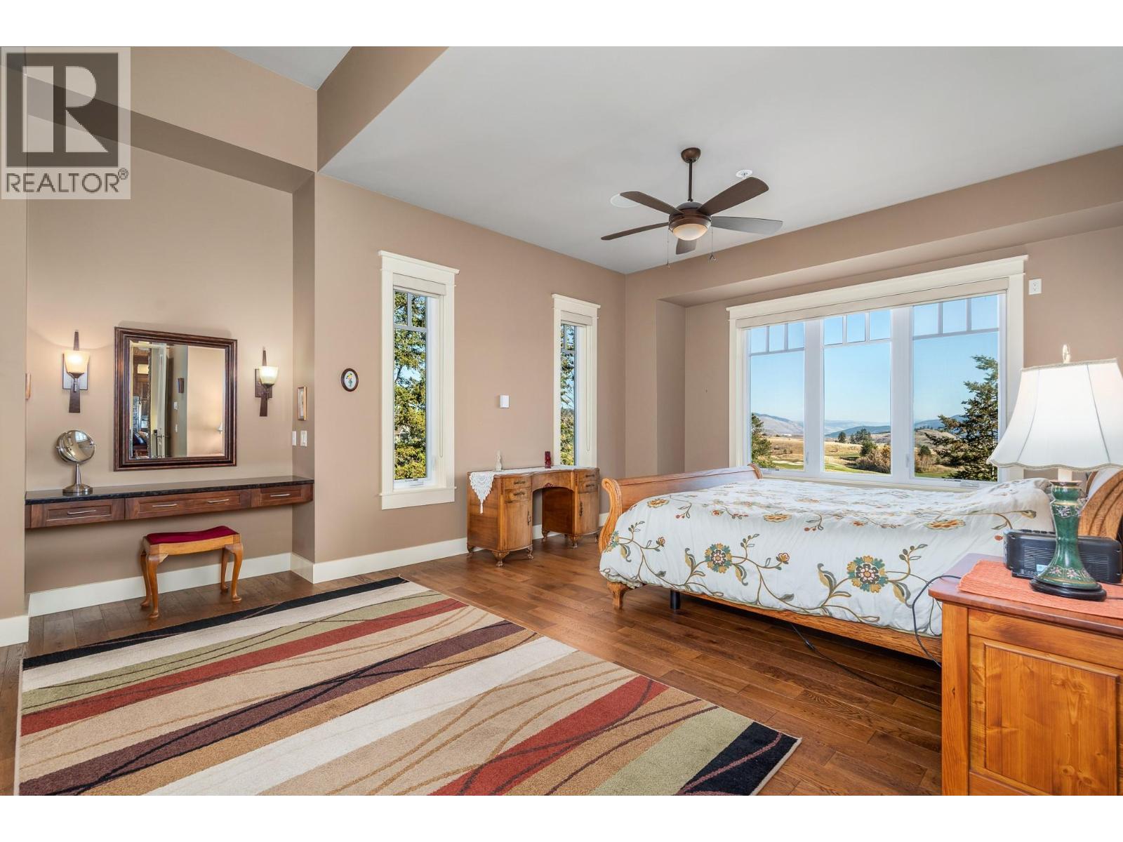 532 Falcon Point Way, Vernon