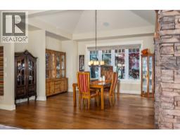 532 Falcon Point Way, Vernon, BC V1H1Y4 Photo 18