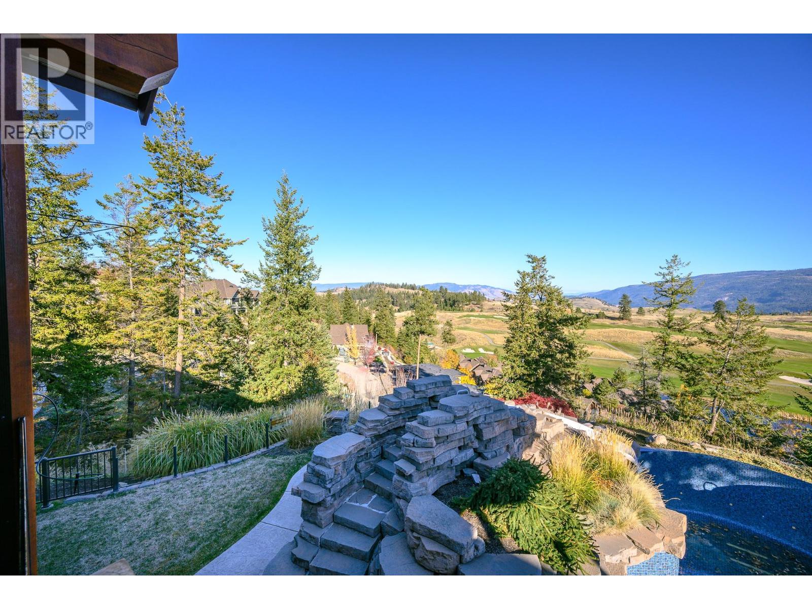 532 Falcon Point Way, Vernon