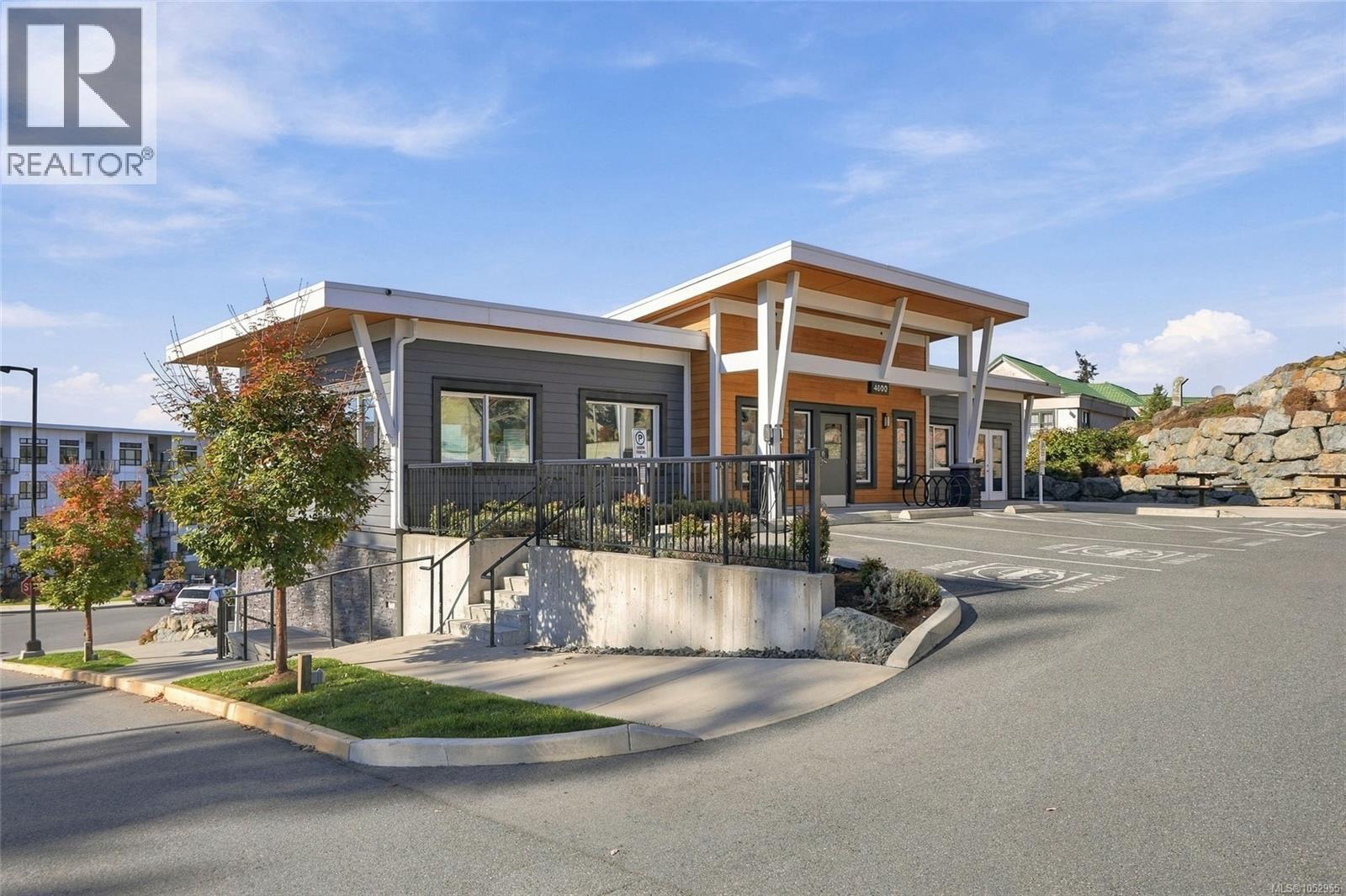 420 4830 Cedar Ridge Pl, Nanaimo - Image 1