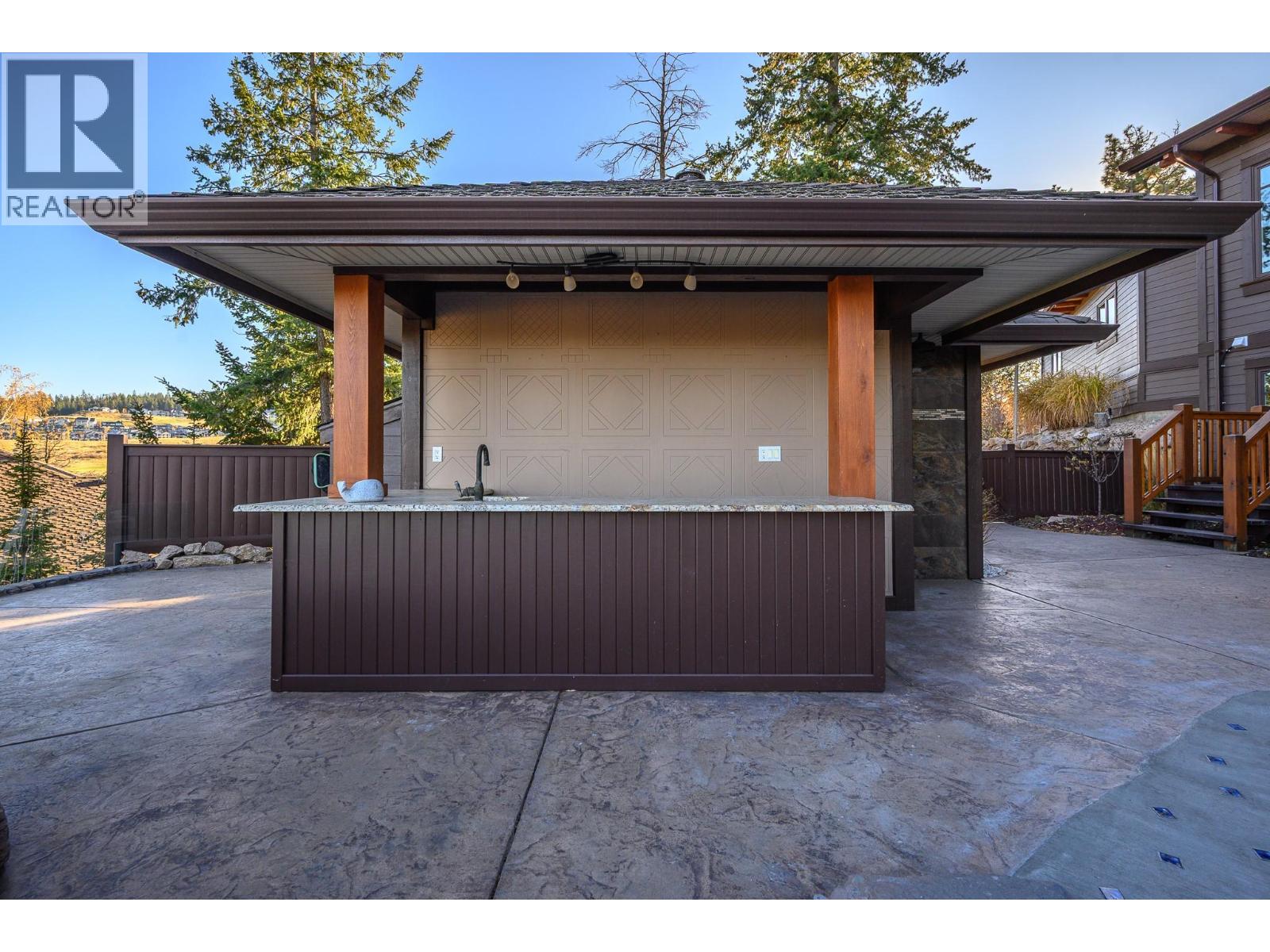 532 Falcon Point Way, Vernon