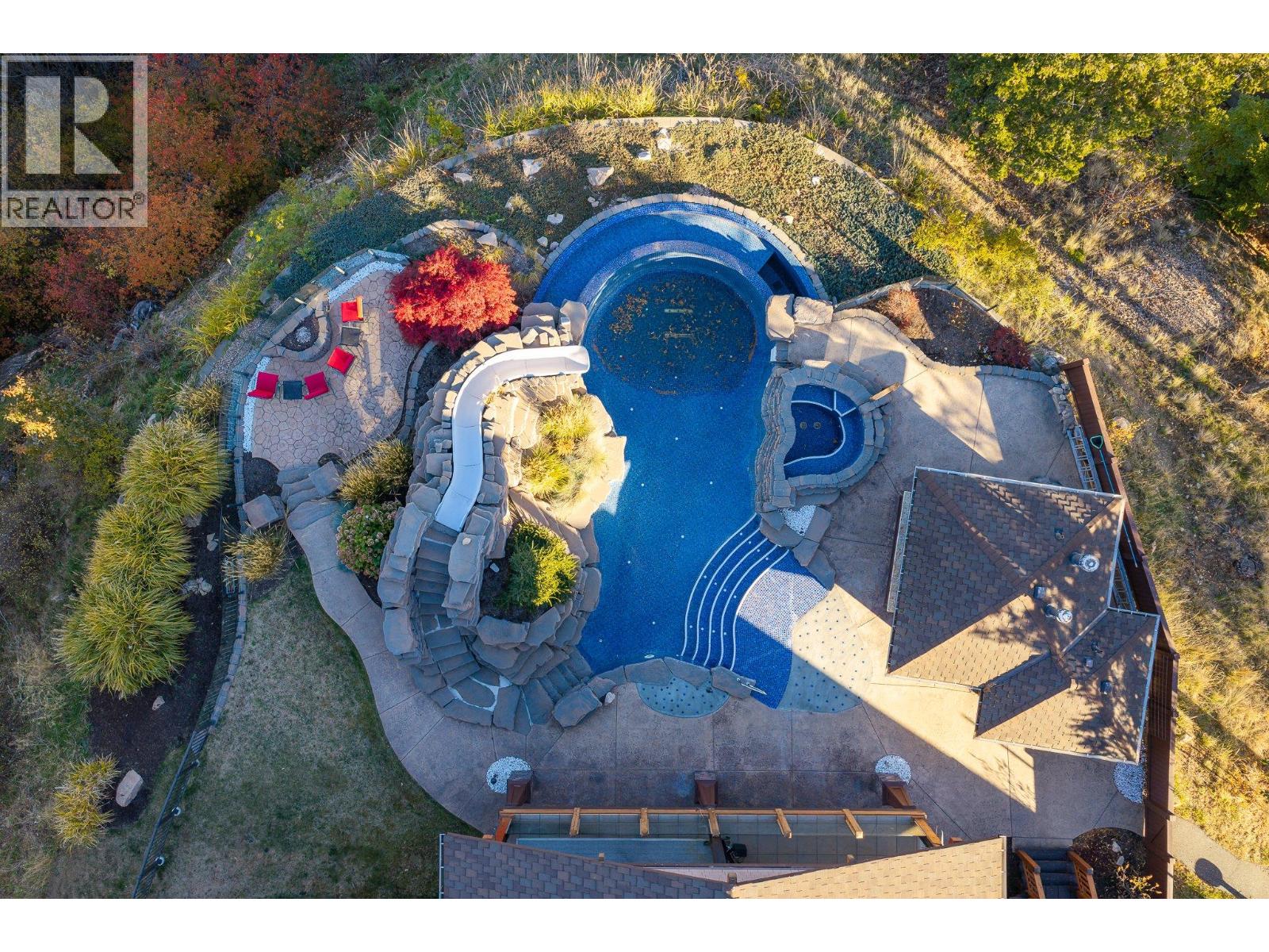 532 Falcon Point Way, Vernon