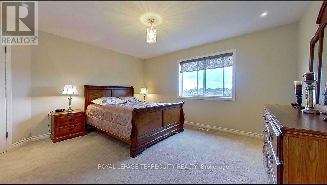 405 WESTCROFT DRIVE, Waterloo — photo 11