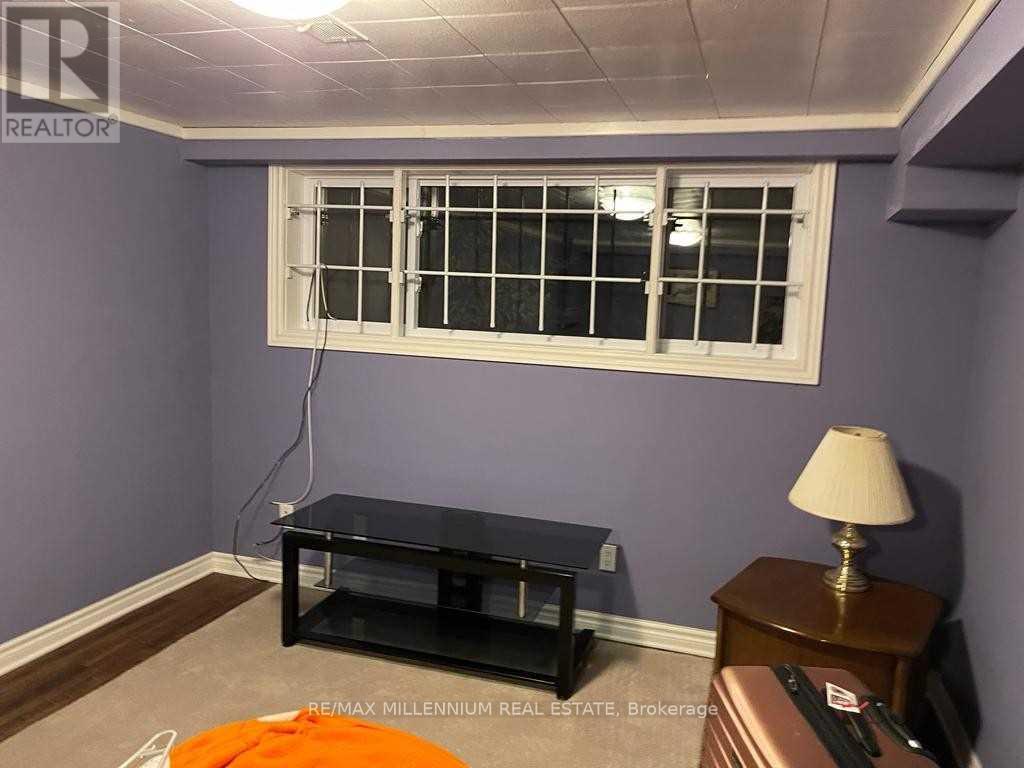 546 Evans Road, Hamilton, ON photo 10