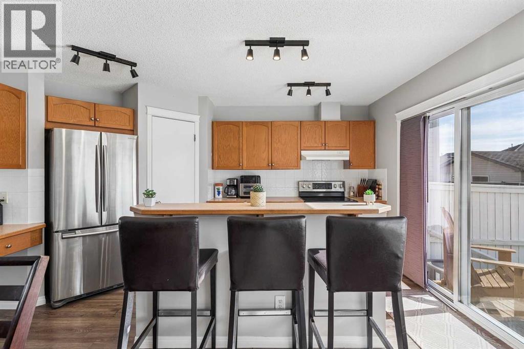 140 Prestwick Villas SE photo 11