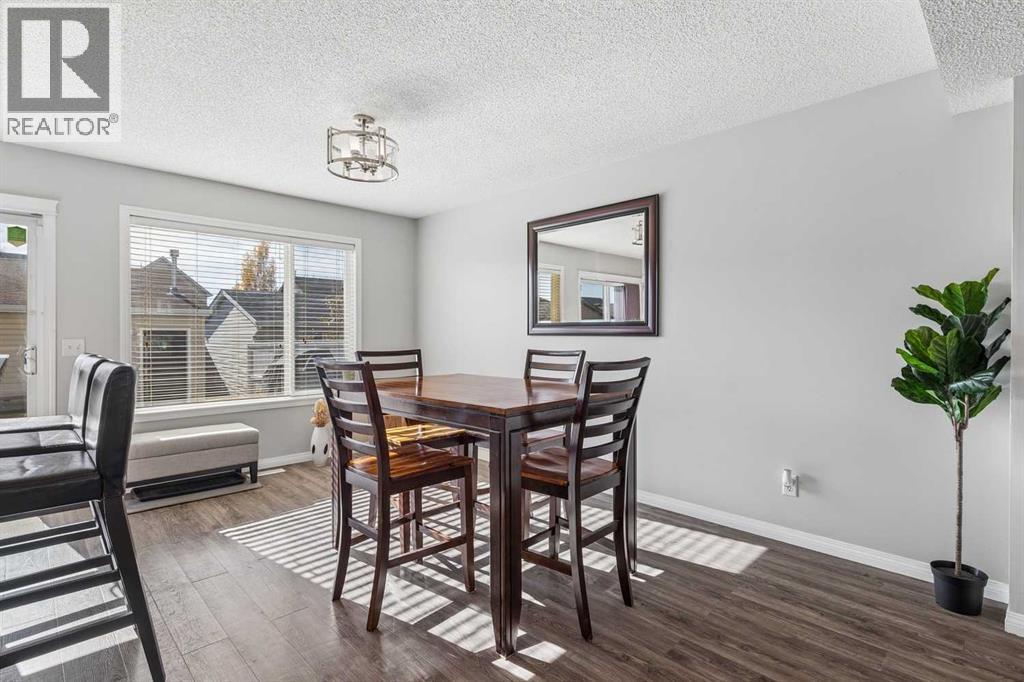 140 Prestwick Villas SE photo 8