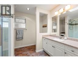 495 Troon Close, Qualicum Beach, BC V9K1C9 Photo 25