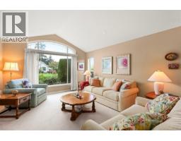 495 Troon Close, Qualicum Beach, BC V9K1C9 Photo 17