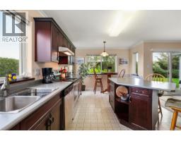 495 Troon Close, Qualicum Beach, BC V9K1C9 Photo 22