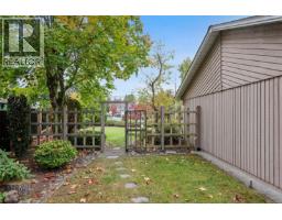 765 Nicolls Dr, French Creek, BC V9P1X4 Photo 14