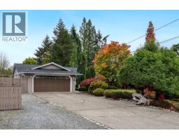 765 Nicolls Dr, French Creek, BC V9P1X4 Photo 13