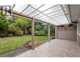 765 Nicolls Dr, French Creek, BC V9P1X4 Photo 17