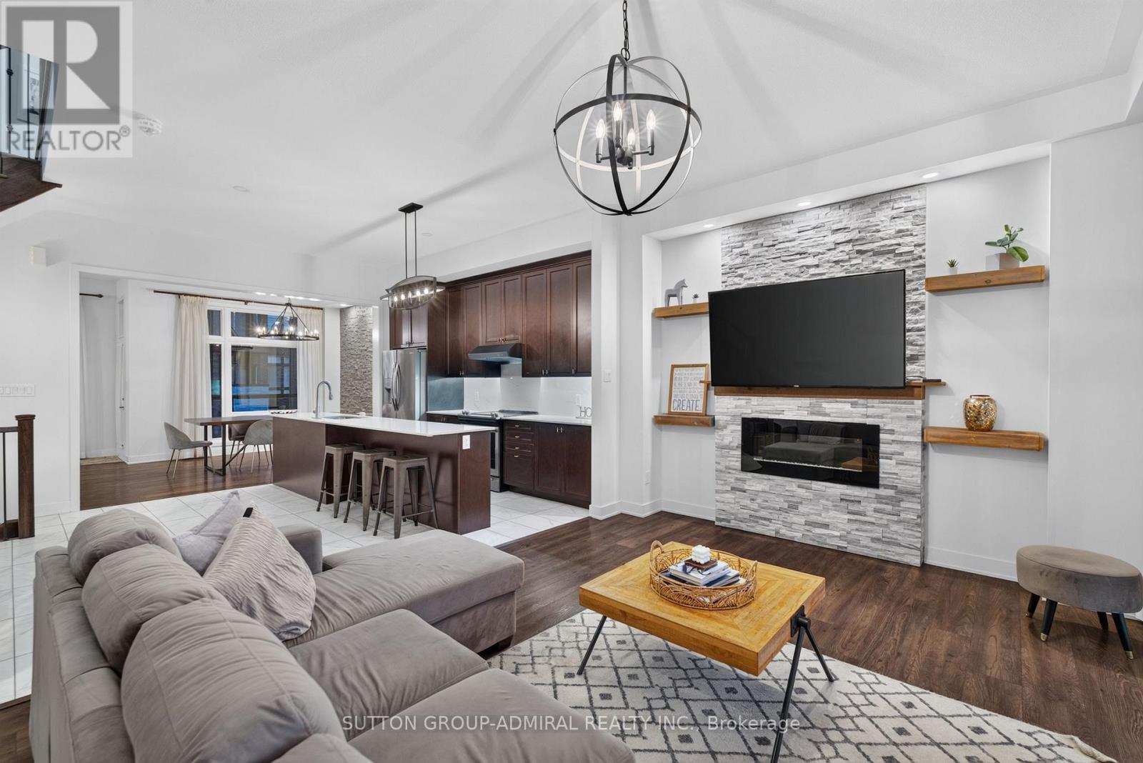 62 PAGEANT AVENUE - 20