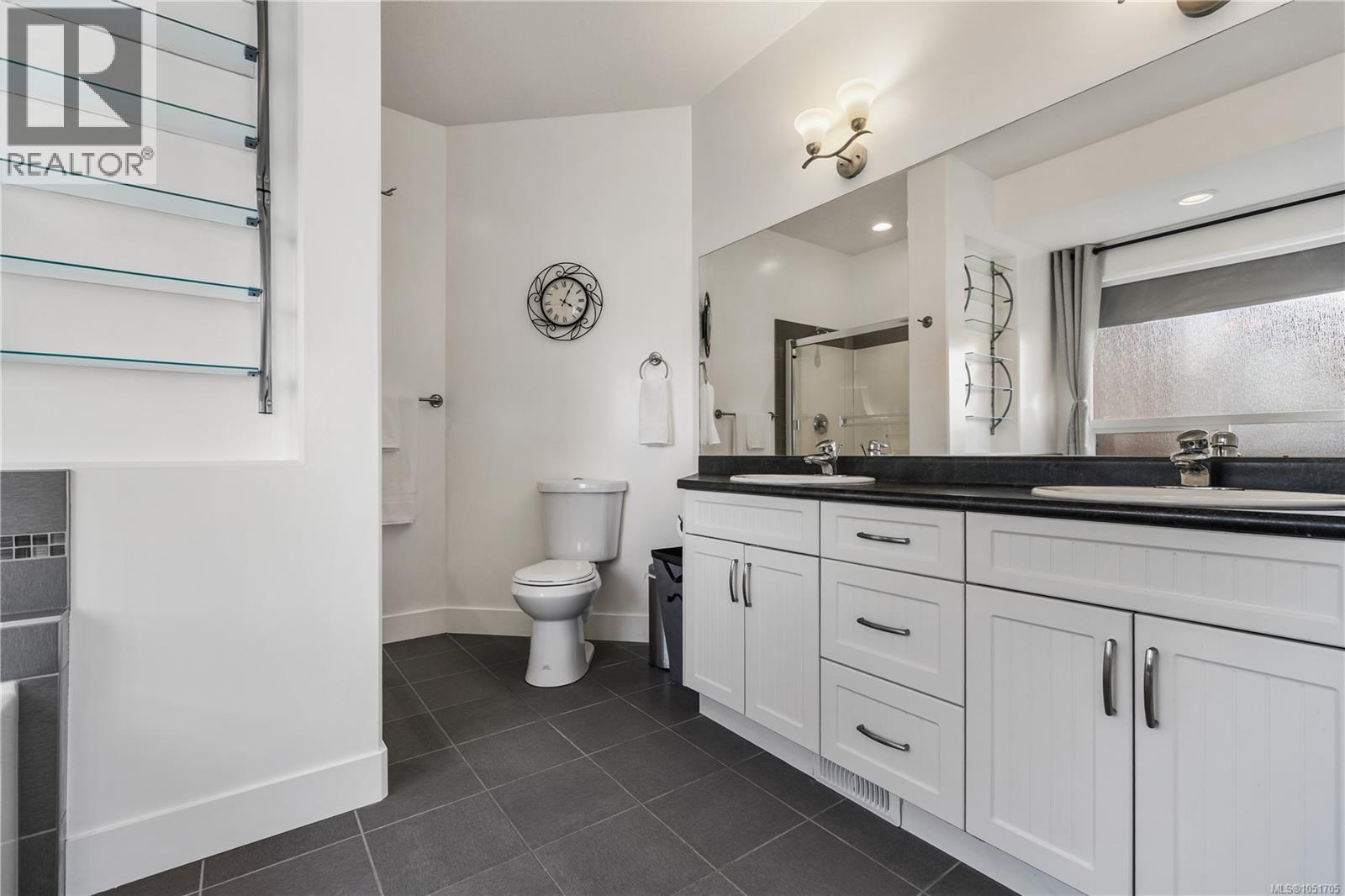 978 Timberline Dr, Campbell River - Image 1
