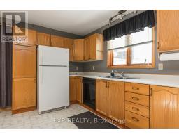 Bedroom - 5126 Meadowland Drive W, Edwardsburgh/cardinal, ON K0E1E0 Photo 10